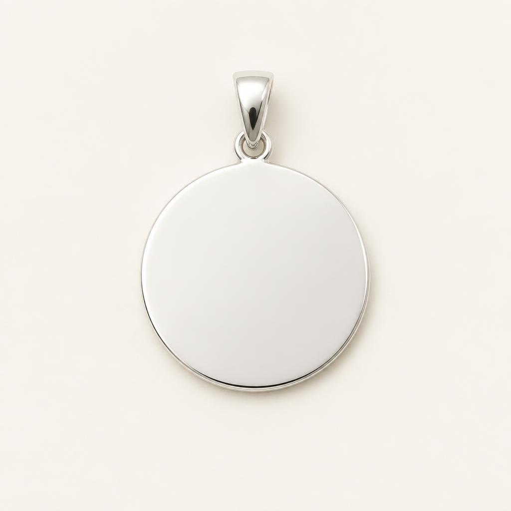 Blank pendant in sterling silver with an empty face for engraving